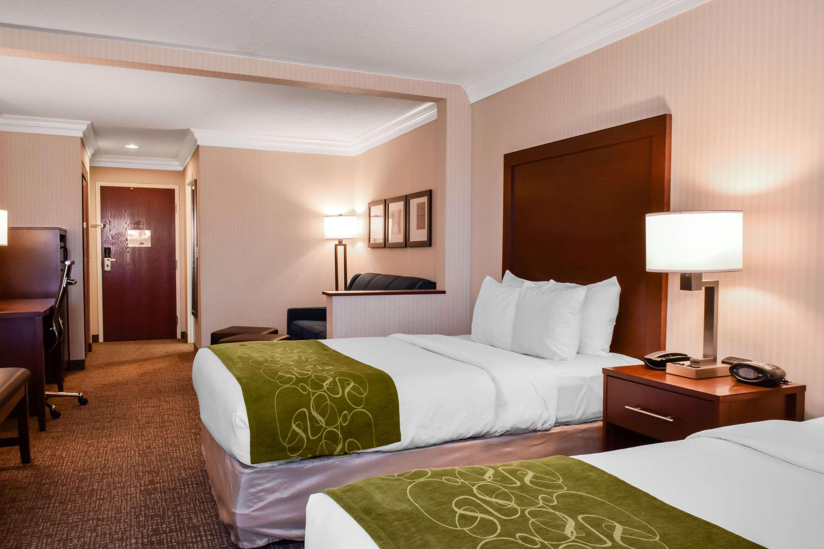 Comfort Downtown Hotel 3*