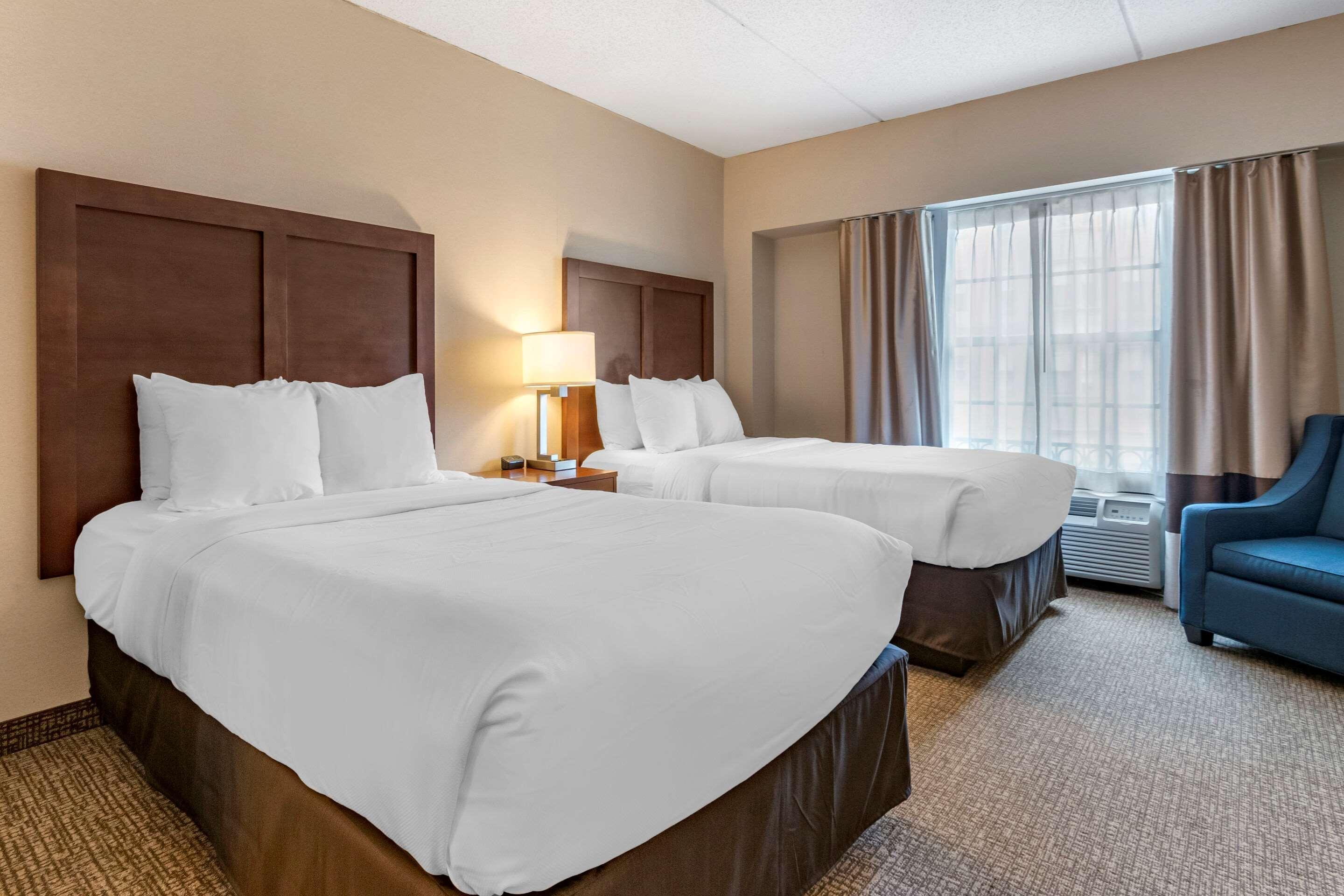 Comfort Downtown 3*