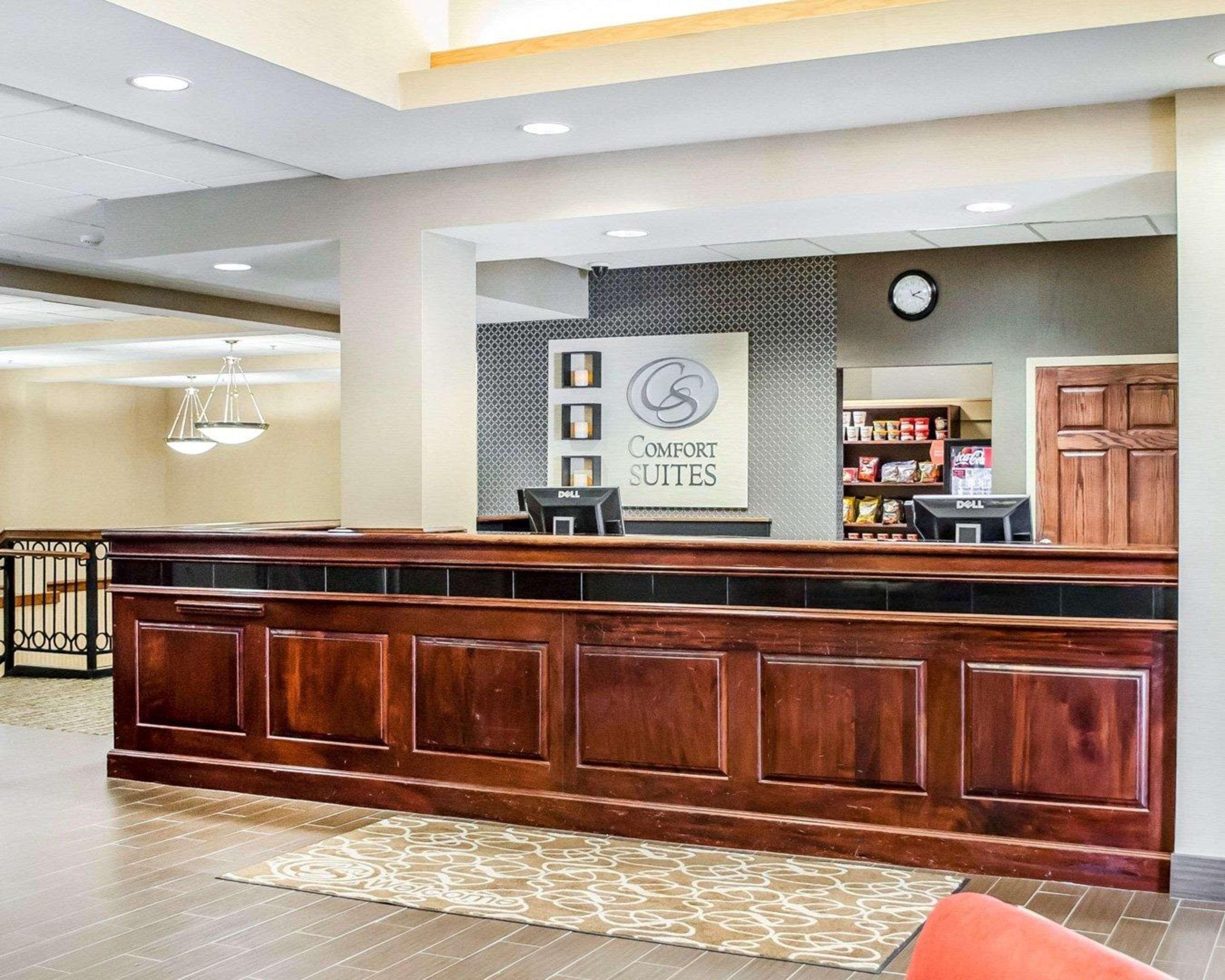 Comfort Downtown Hotel 3*